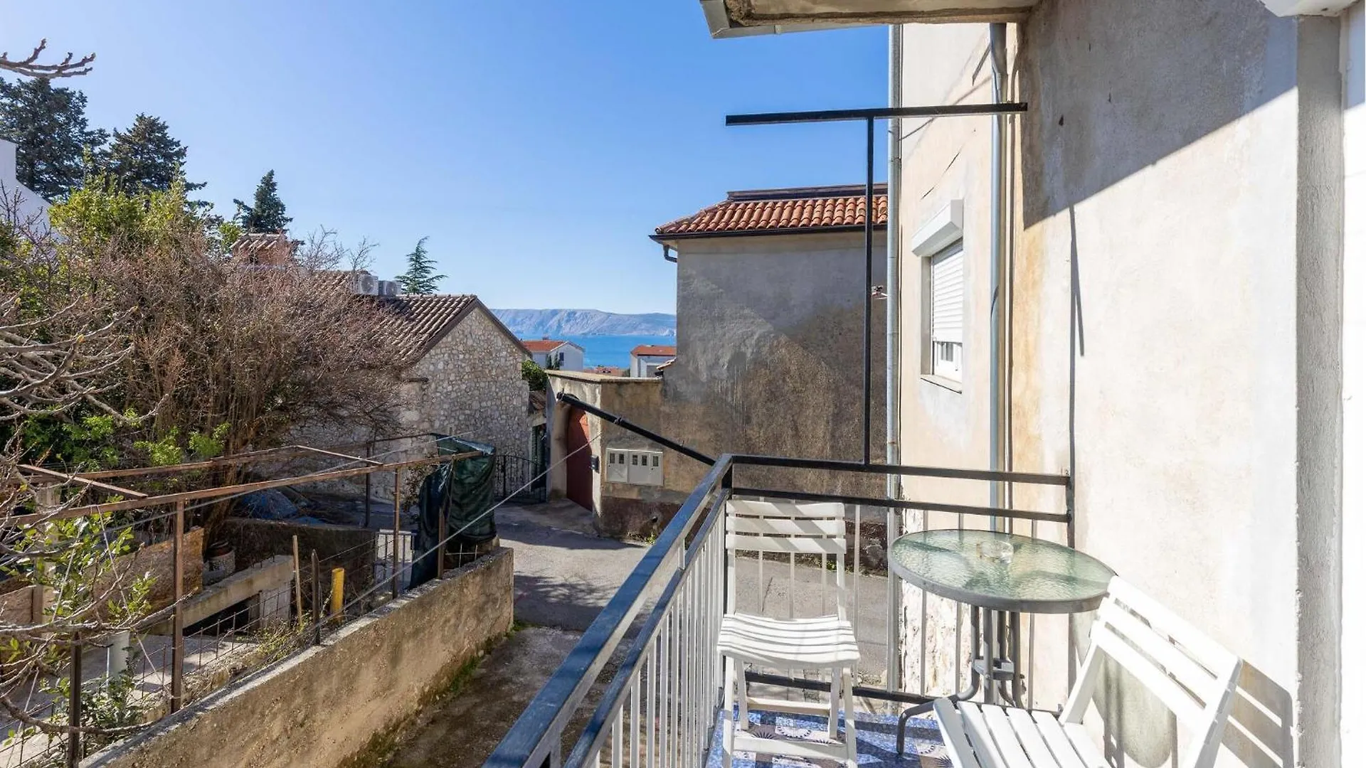 Awesome Apartment In Novi Vinodolski 0*,